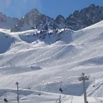 5 Pers Avec Balcon, Au Pied Des Pistes De 1800, Proche Commerces Et Thermal - Fr-1-404-2 La Mongie